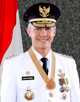 Potret Resmi Ganjar Pranowo sebagai Gubernur Jawa Tengah Periode 2018-2023